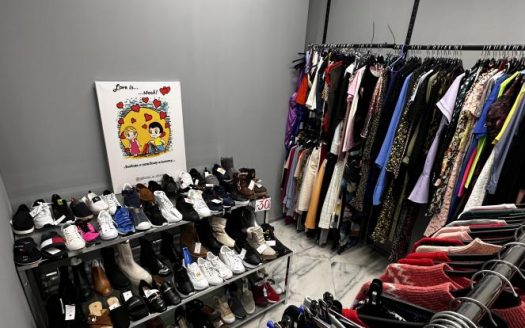 Продается студия красоты и магазин в ЖК VOGUE