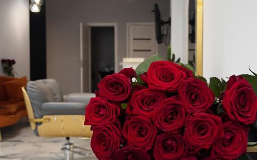 Продается студия красоты и магазин в ЖК VOGUE