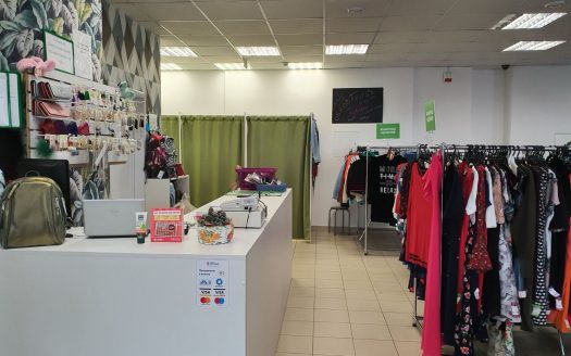 Продаются два действующих магазина под одним брендом