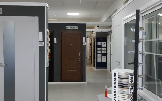 Продажа. САЛОН двери, окна , кухни