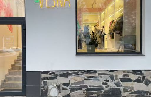 ПРОДАНО! МАГАЗИН-ШОУРУМ «VESNA»