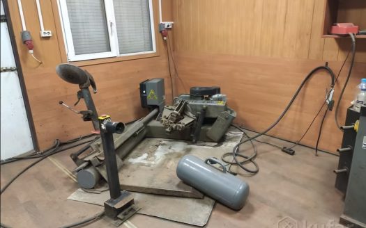 Продам грузовой и легковой шиномонтаж