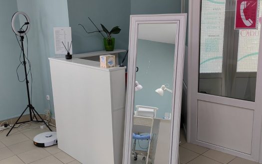 Продается прибыльная студия маникюра в Гродно