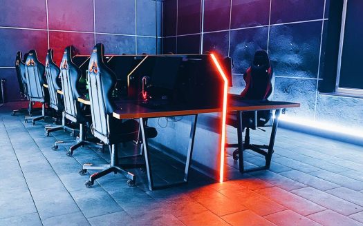 ВОПРОС ЗАКРЫТ! Продается популярный компьютерный клуб «11cyber» в Бресте