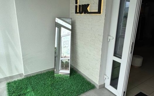 ВОПРОС ЗАКРЫТ! Продажа магазина женской одежды «под ключ» в Могилеве.